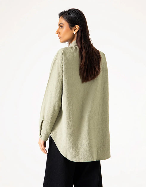 PATCH POCKET TEXTURED BUTTON DOWN SHIRT